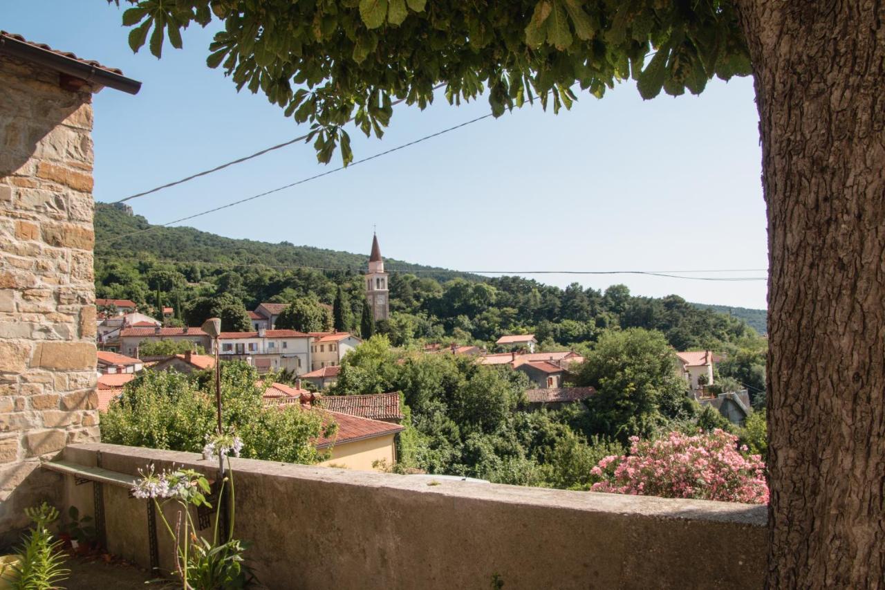 Oltre L'Arco Hotell San Dorligo della Valle Exteriör bild