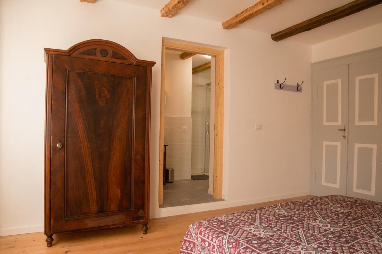 Oltre L'Arco Hotell San Dorligo della Valle Exteriör bild